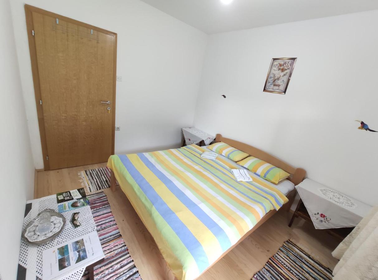 Privatni Smjestaj "Mratinje" Plužine Exterior foto