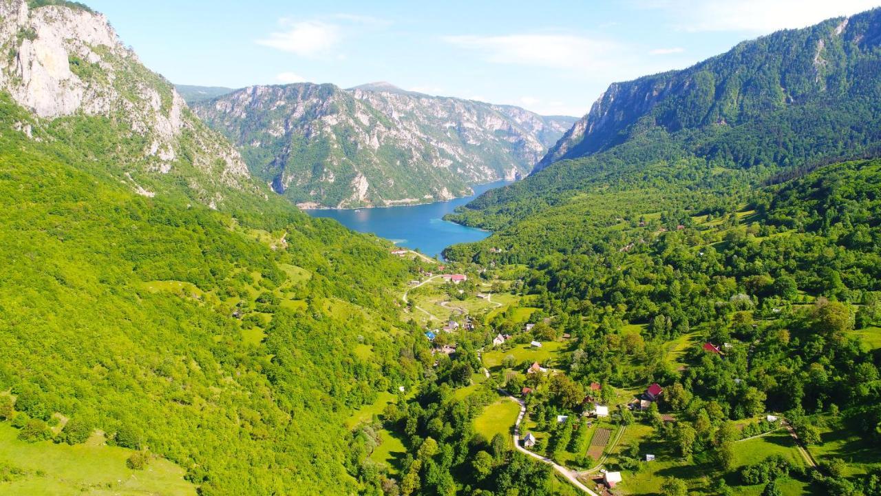 Privatni Smjestaj "Mratinje" Plužine Exterior foto